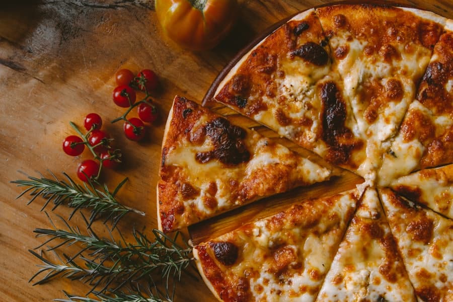 A fresh pizza